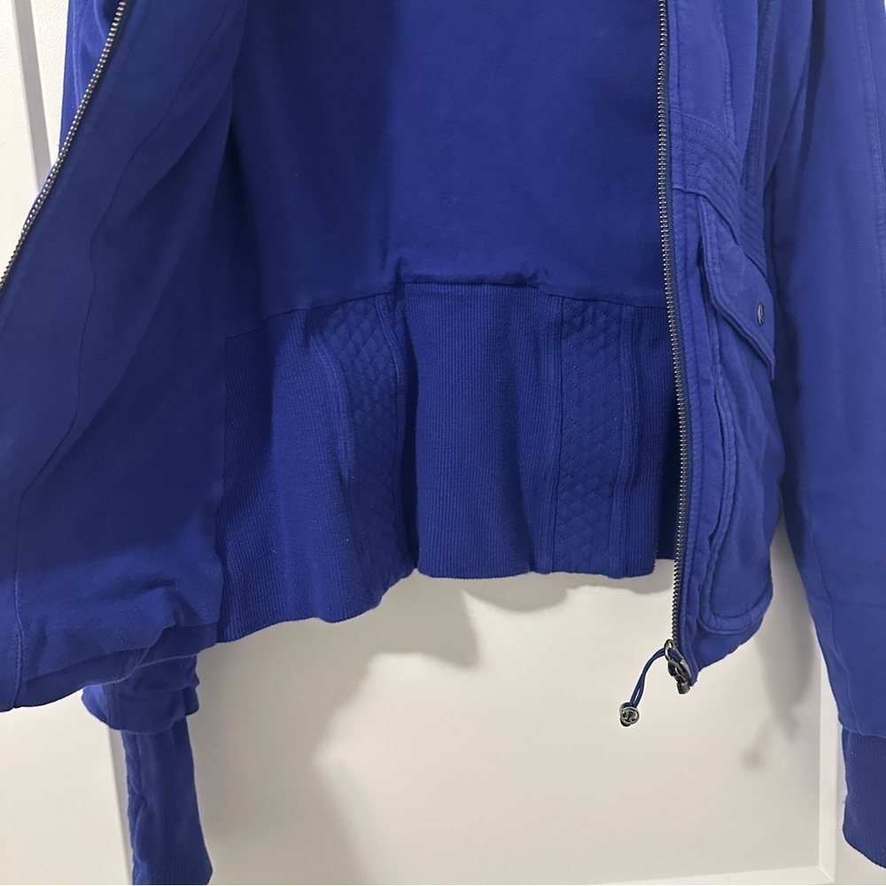 Lululemon It’s Happening Workout Running Jacket In Pigment Blue Size 4 Women’s - Picture 15 of 16